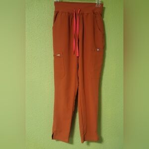 FIGS HW YOLA PANT XXS/P DIRTY CHAI. PO# 5855